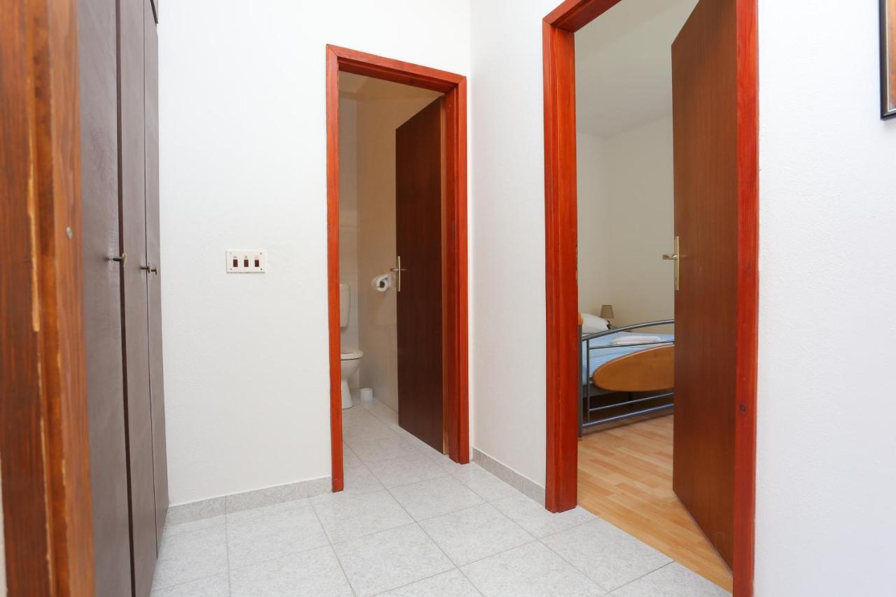 Apartments With A Parking Space Lokva Rogoznica, Omis - 17645 Экстерьер фото